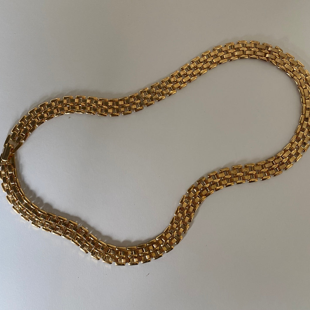 Gold Tone Mesh Panther Chain