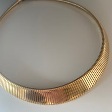 Load image into Gallery viewer, 1980s Park Lane Gold Tone Omega Collar
