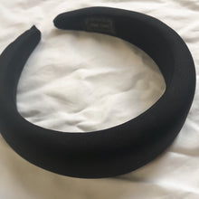 Load image into Gallery viewer, Padded fabric headband
