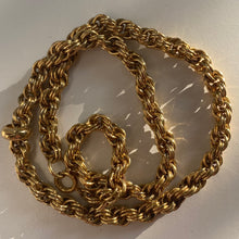 Load image into Gallery viewer, Pre-loved Gold Tone Chunky Link Chain
