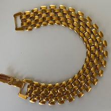 Load image into Gallery viewer, Napier Panther Link Bracelet
