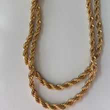 Load image into Gallery viewer, Pre-loved Oroton Rope Chain
