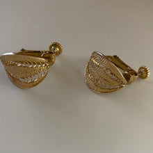 Load image into Gallery viewer, 60s 70s Napier Gold Leaf Filigree Earrings
